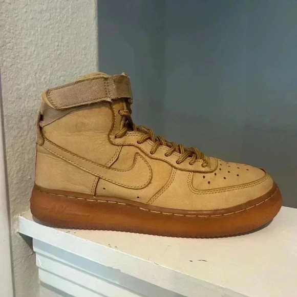 NIKE Air Force 1’s Flax ‘Wheat’ High Sz: 5Y Youth / 6.5 Womens #807617-200 - Picture 5 of 9